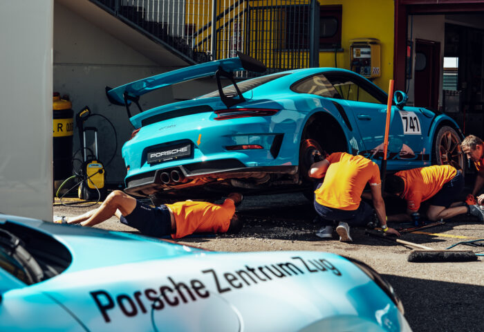 Arbeiten bei Porsche: One Team. One Passion